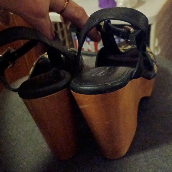 Coach shoes - Picture 3 of 5